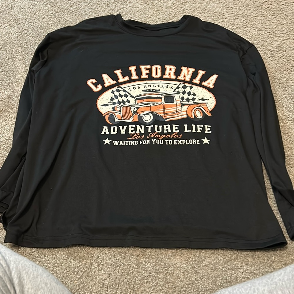 Graphic long sleeve